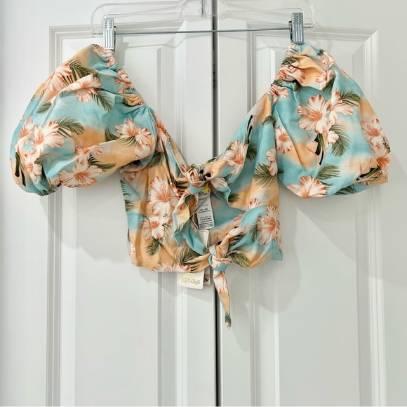 Agua Bendita Bailee Luau Crop Top Floral Hawaiian Print Puff Sleeve Size S NWT - Picture 3 of 6